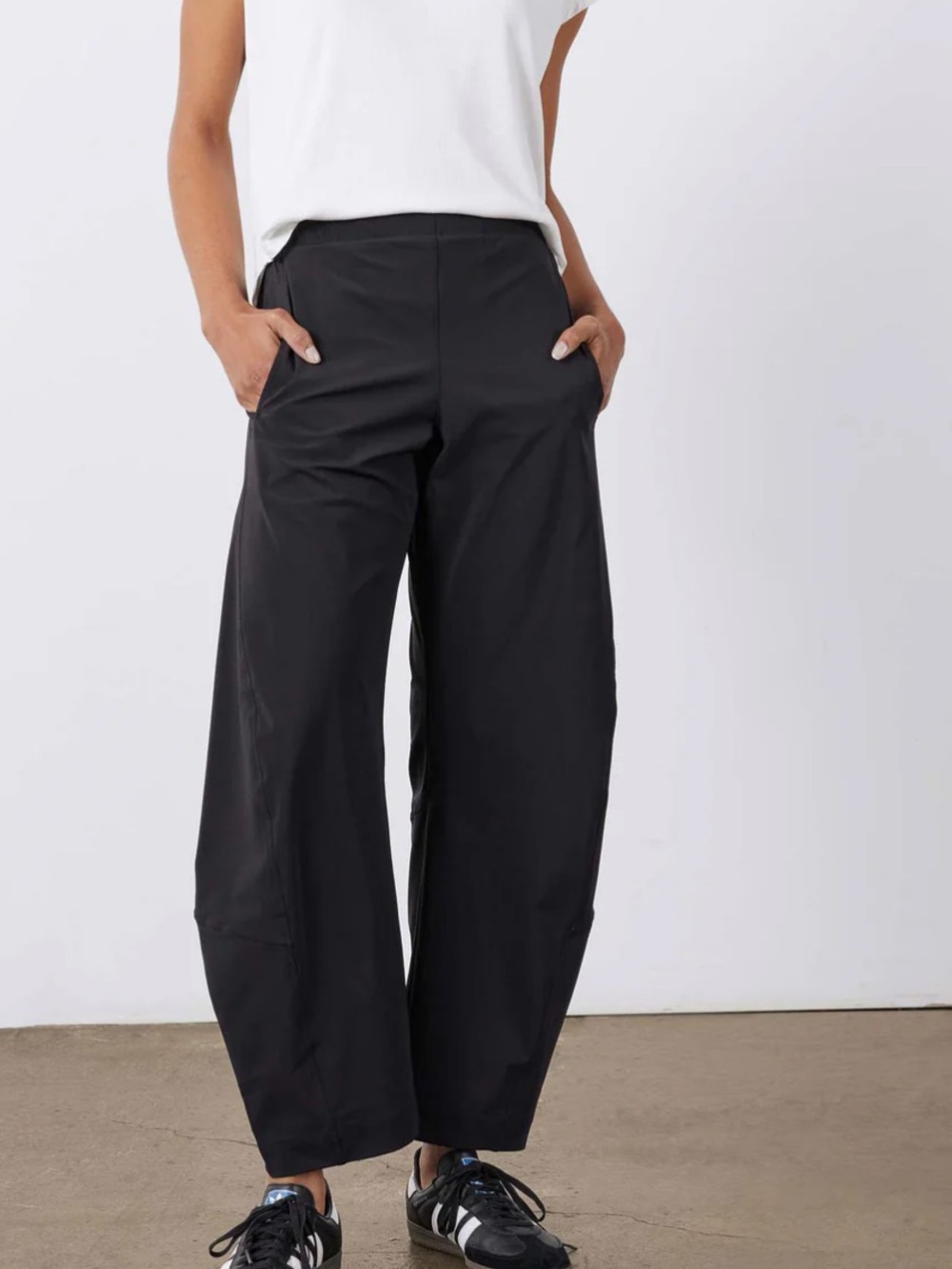 Ruti On The Loose Work Pants - NWT - Size 8